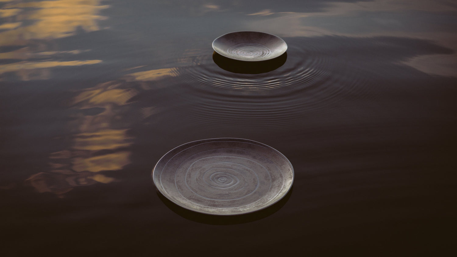 Tarjoiluastiat ja vuoat - PENTIK