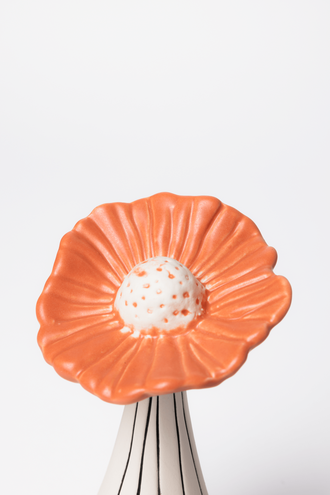 Gerbera Studio Keramiikkaveistos - PENTIK - Sisustus/Taidekeramiikka/Keramiikkataulut ja veistokset