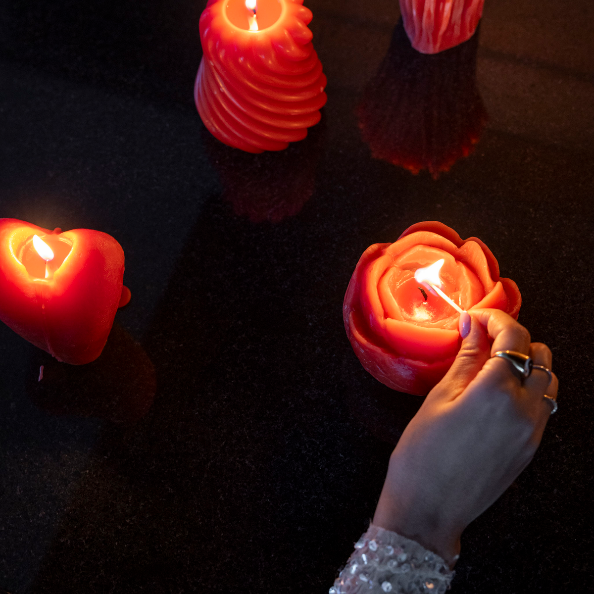 Pioni Candle