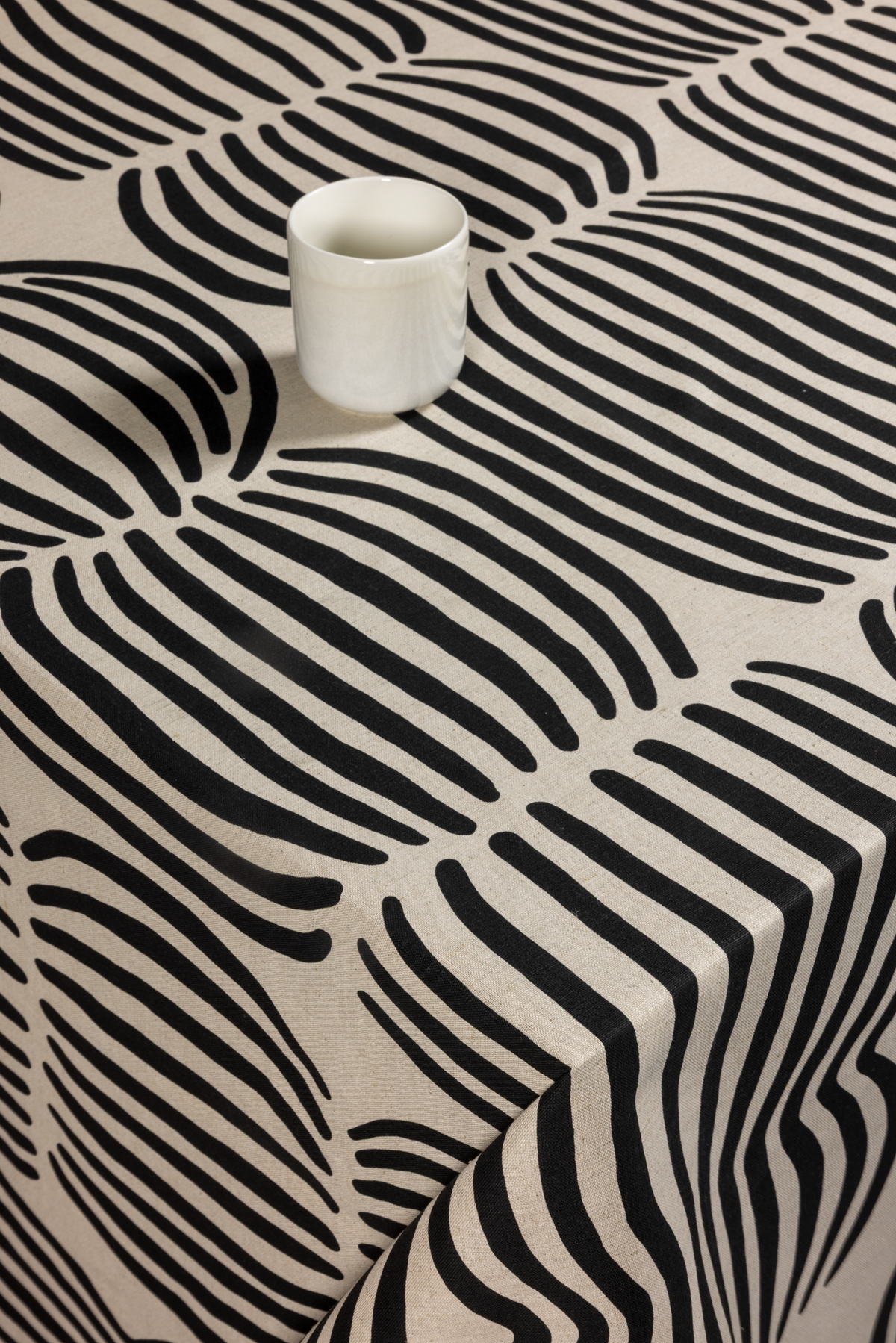 Vilja Tablecloth Halflinen