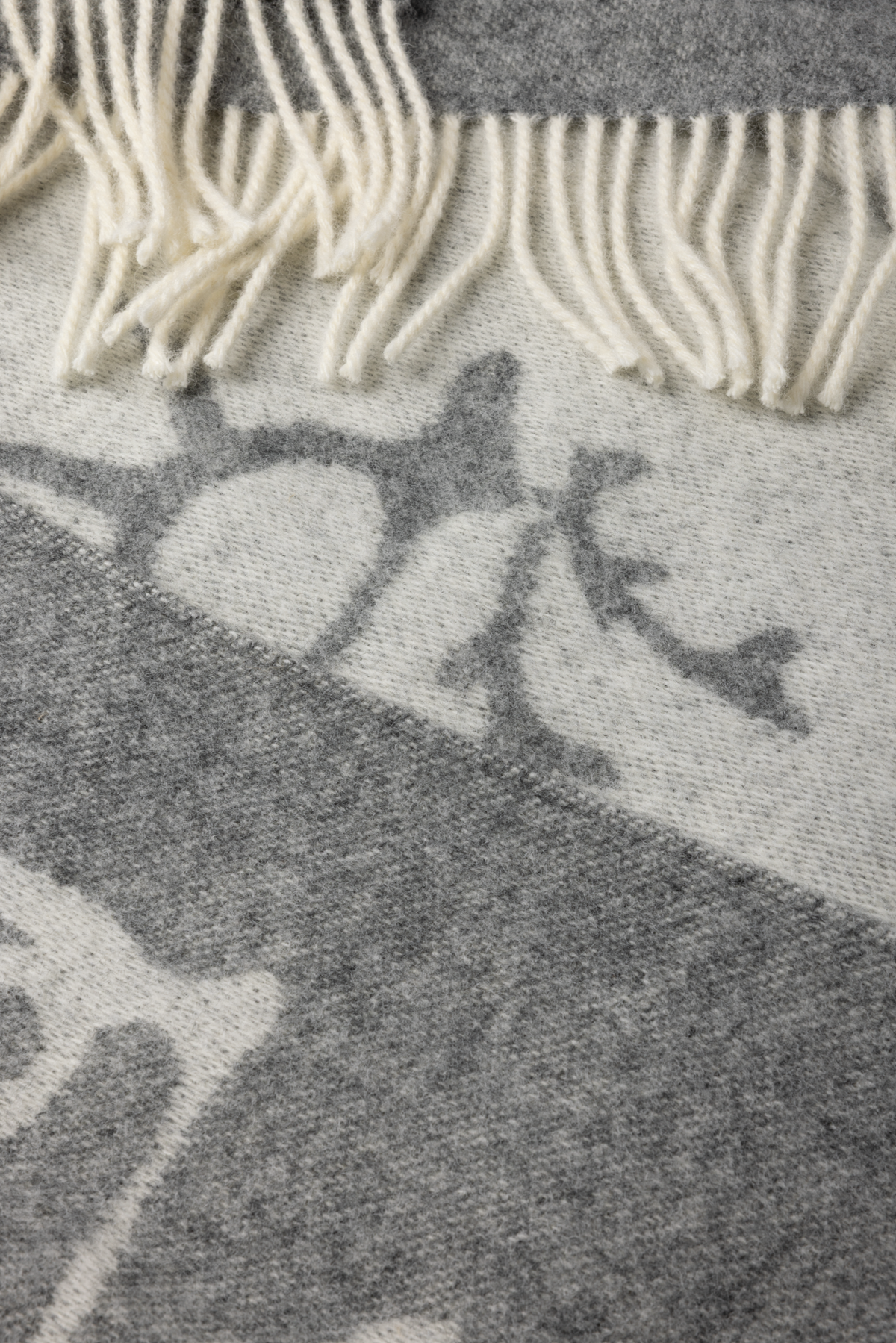 Saaga Wool Poncho