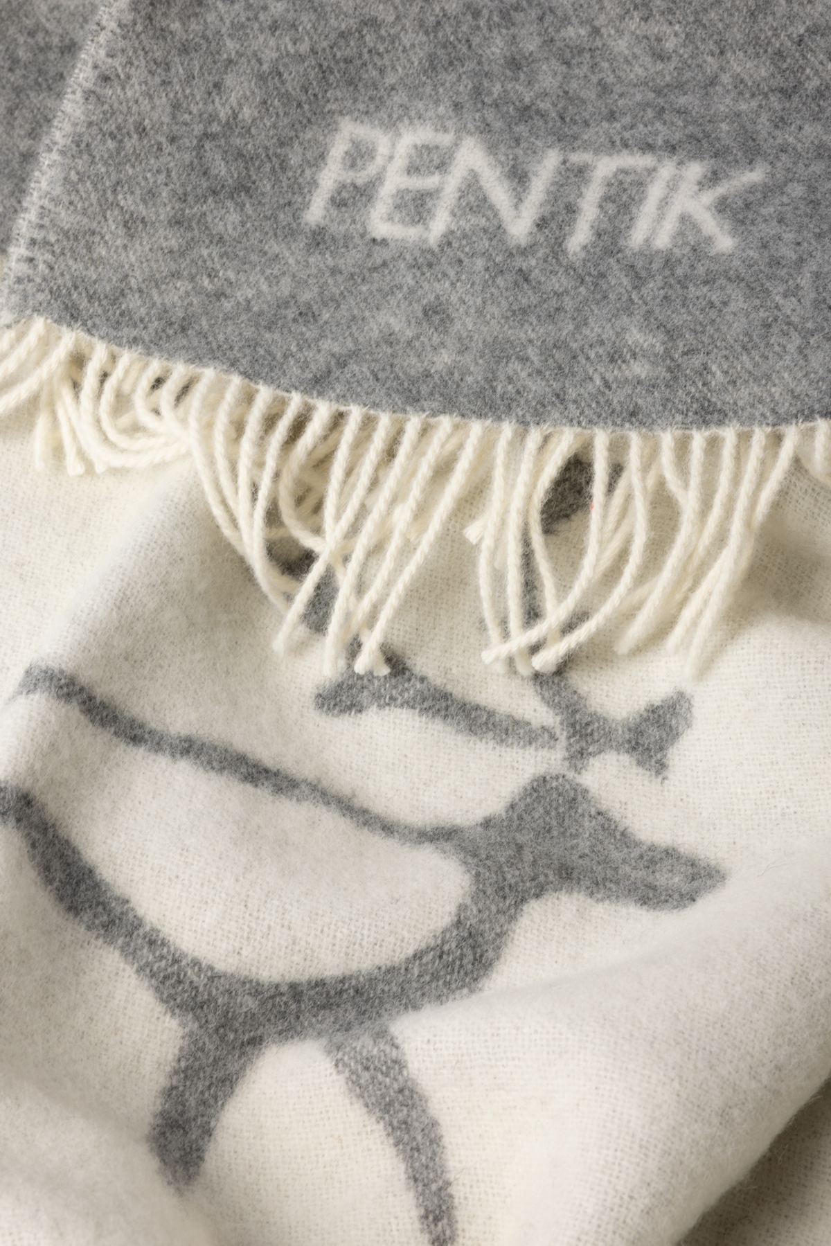 Saaga Blanket