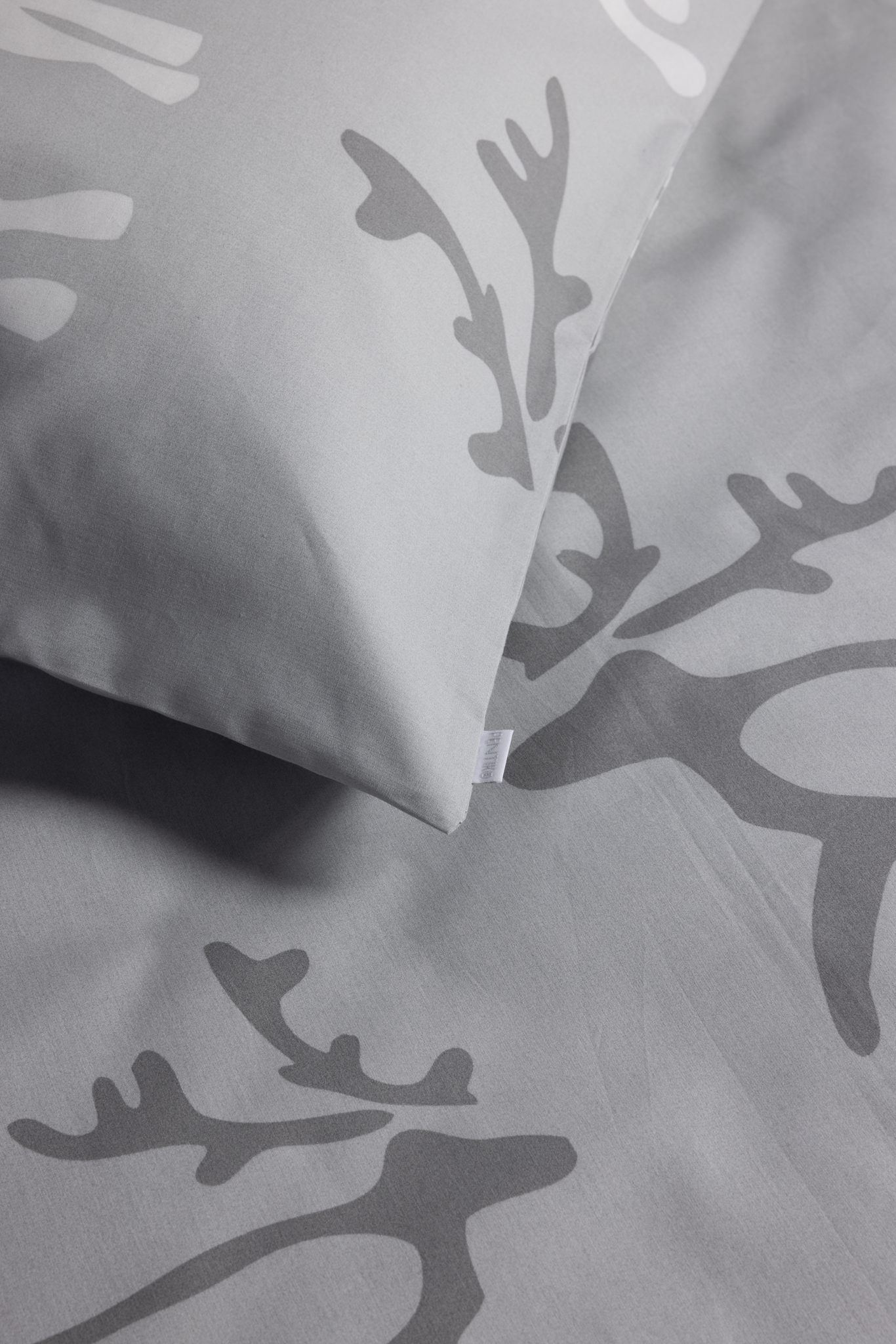 Saaga Duvet Cover Set