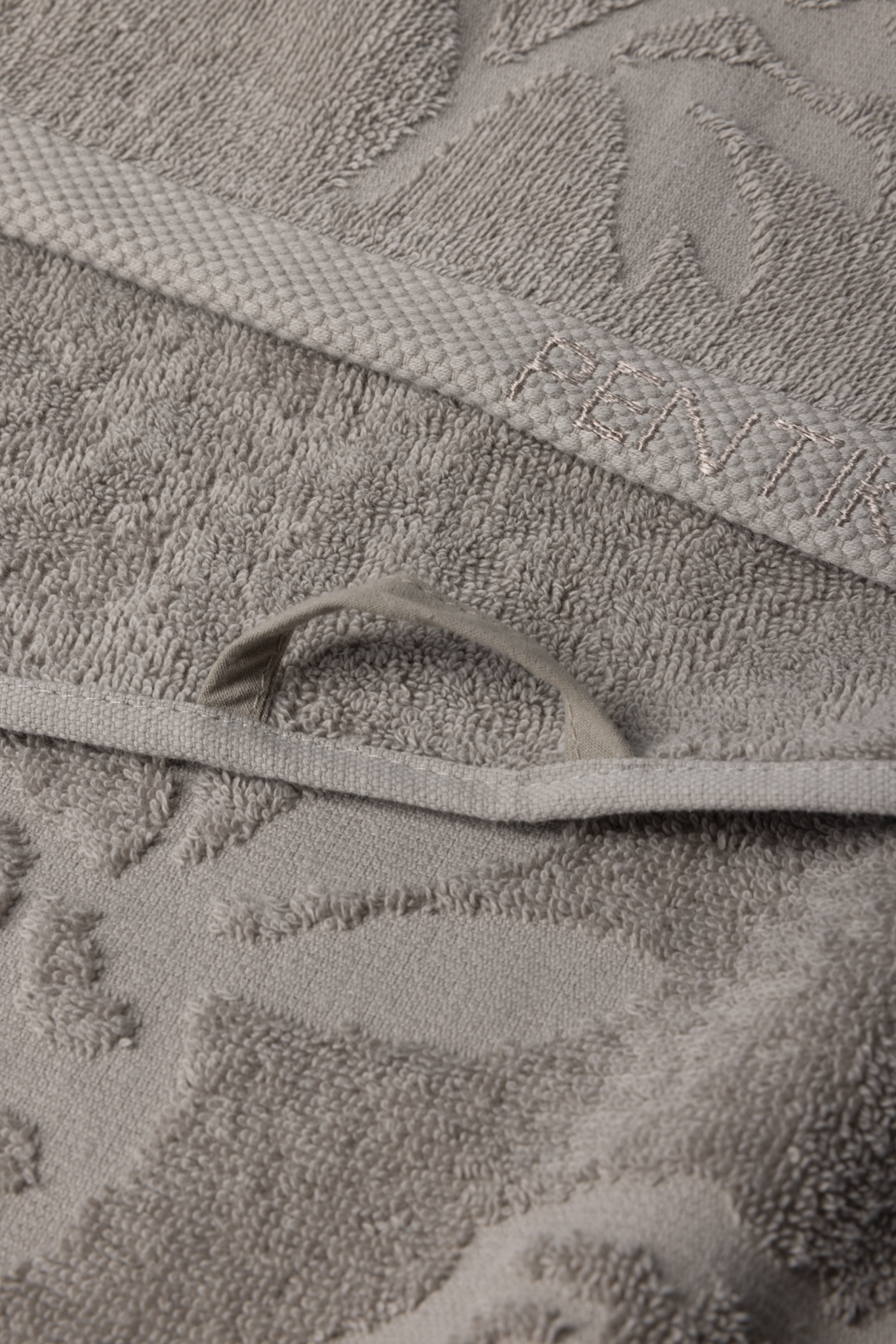 Pioni Hand Towel