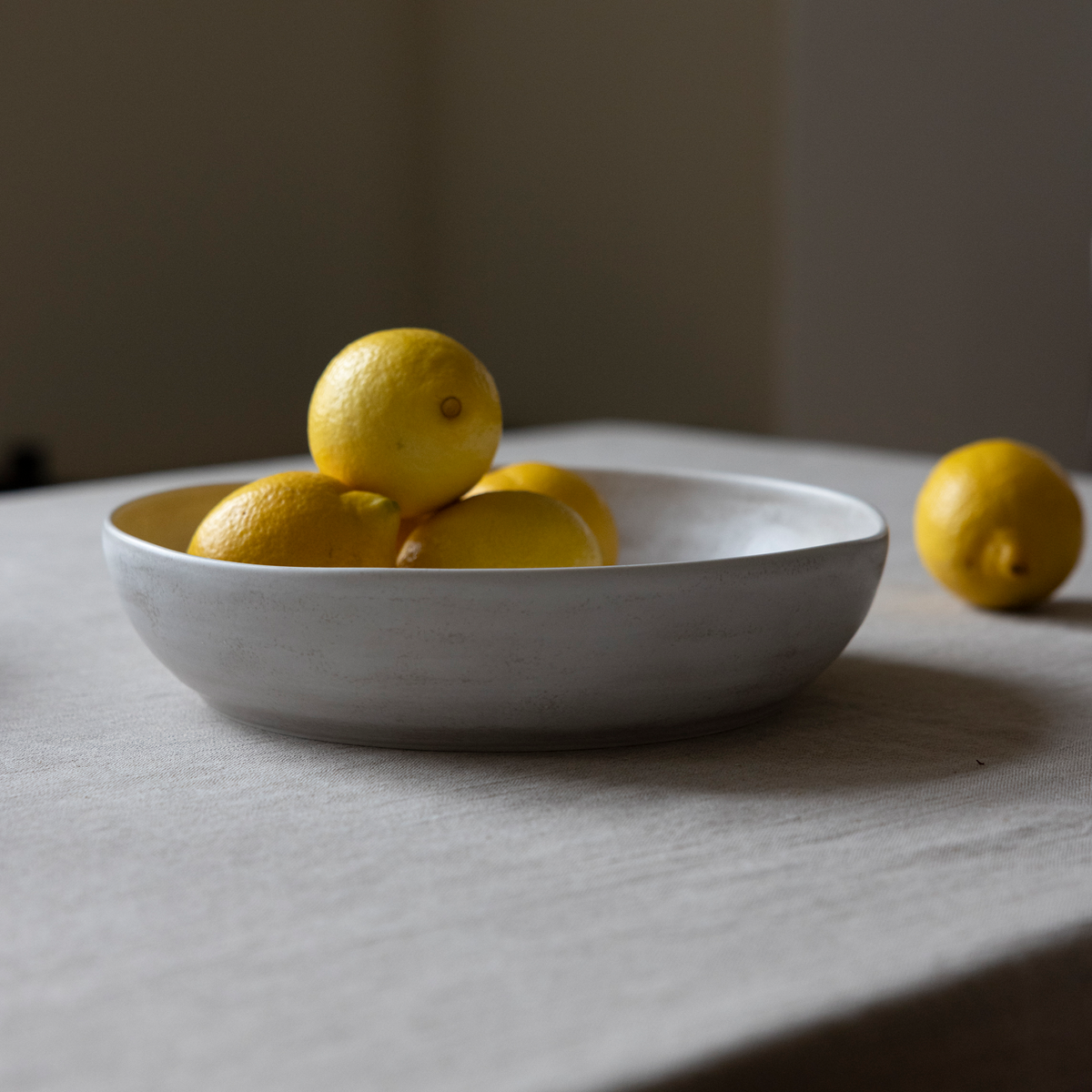 Kivi Serving Bowl
