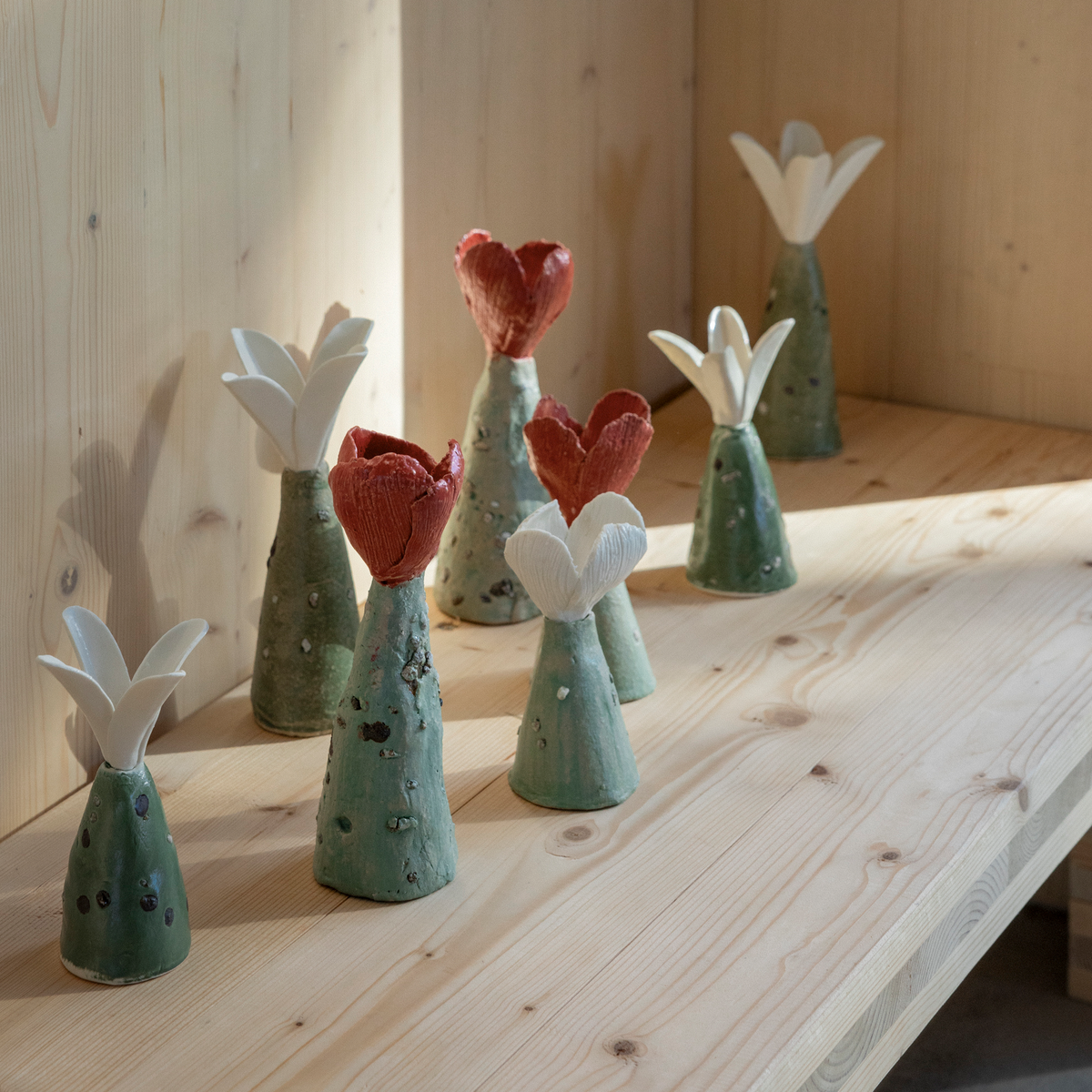 Tulppaani Studio Ceramic Sculpture