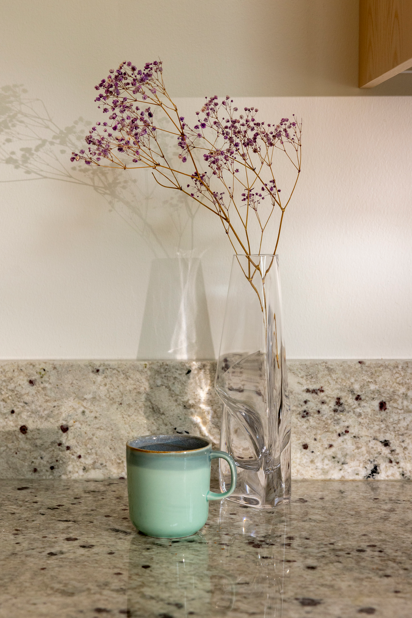Lohkare Glass Vase