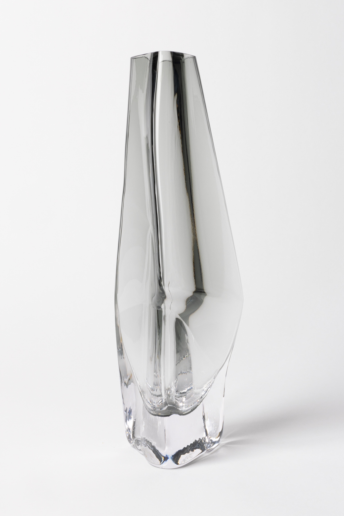 Lohkare Glass Vase
