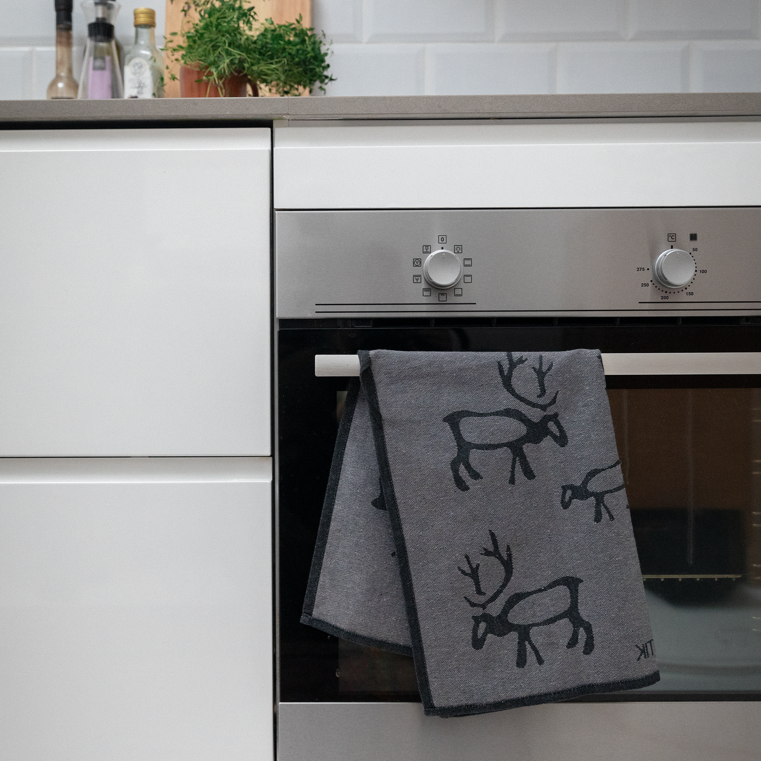 Saaga Kitchen Towel