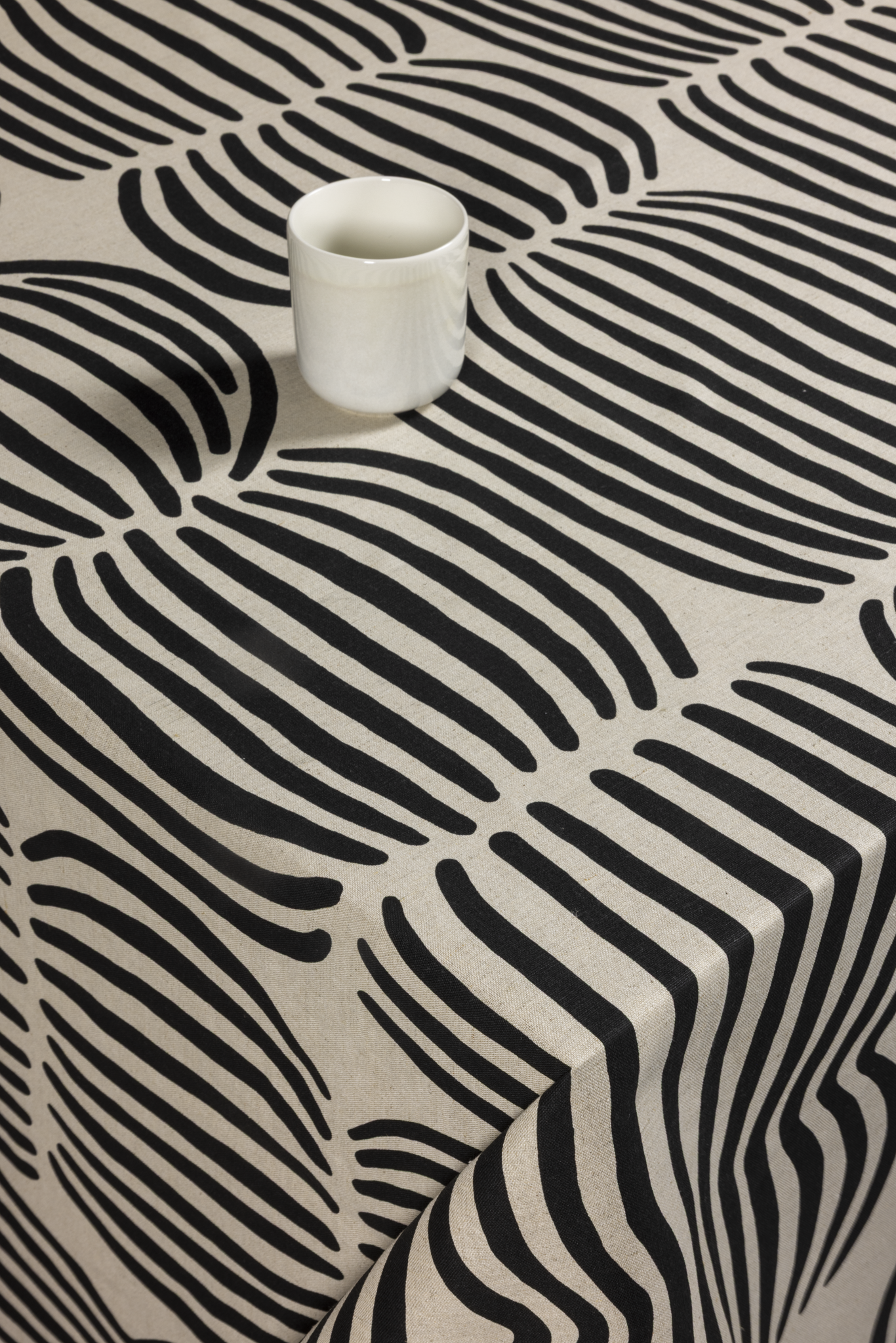 Vilja Tablecloth Halflinen