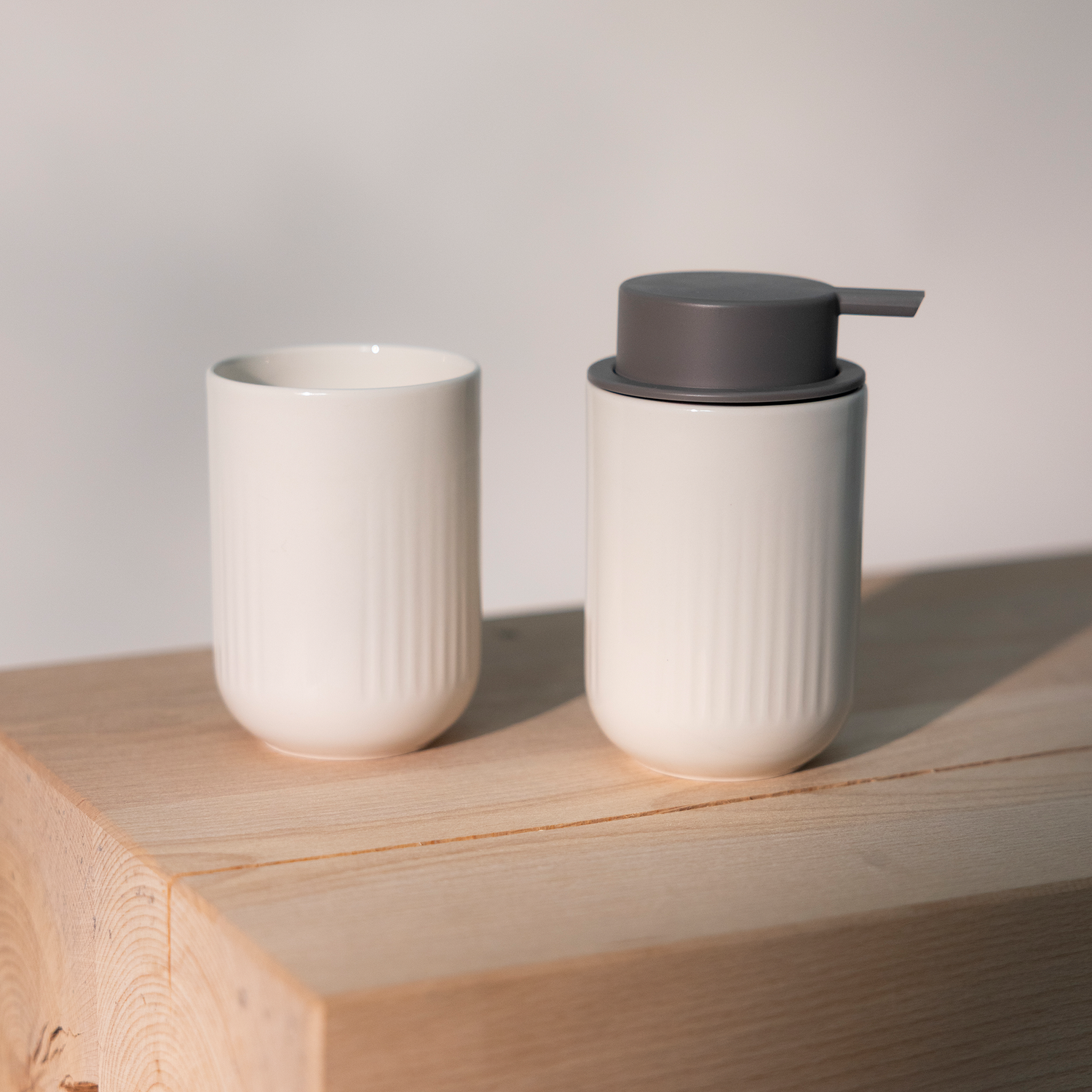 Uoma Mug