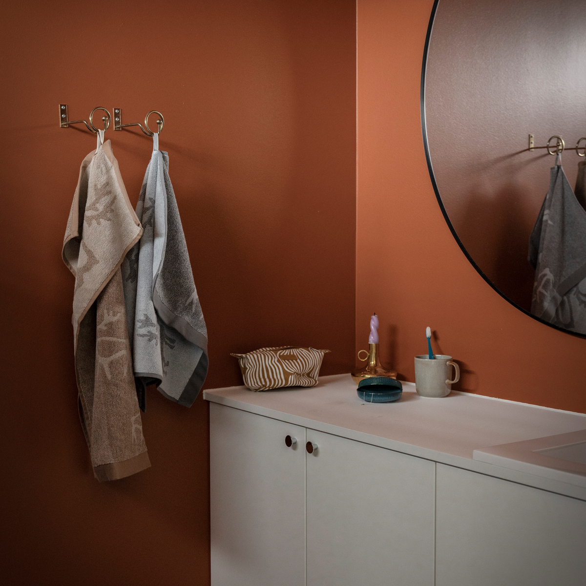 Saaga Hand Towel