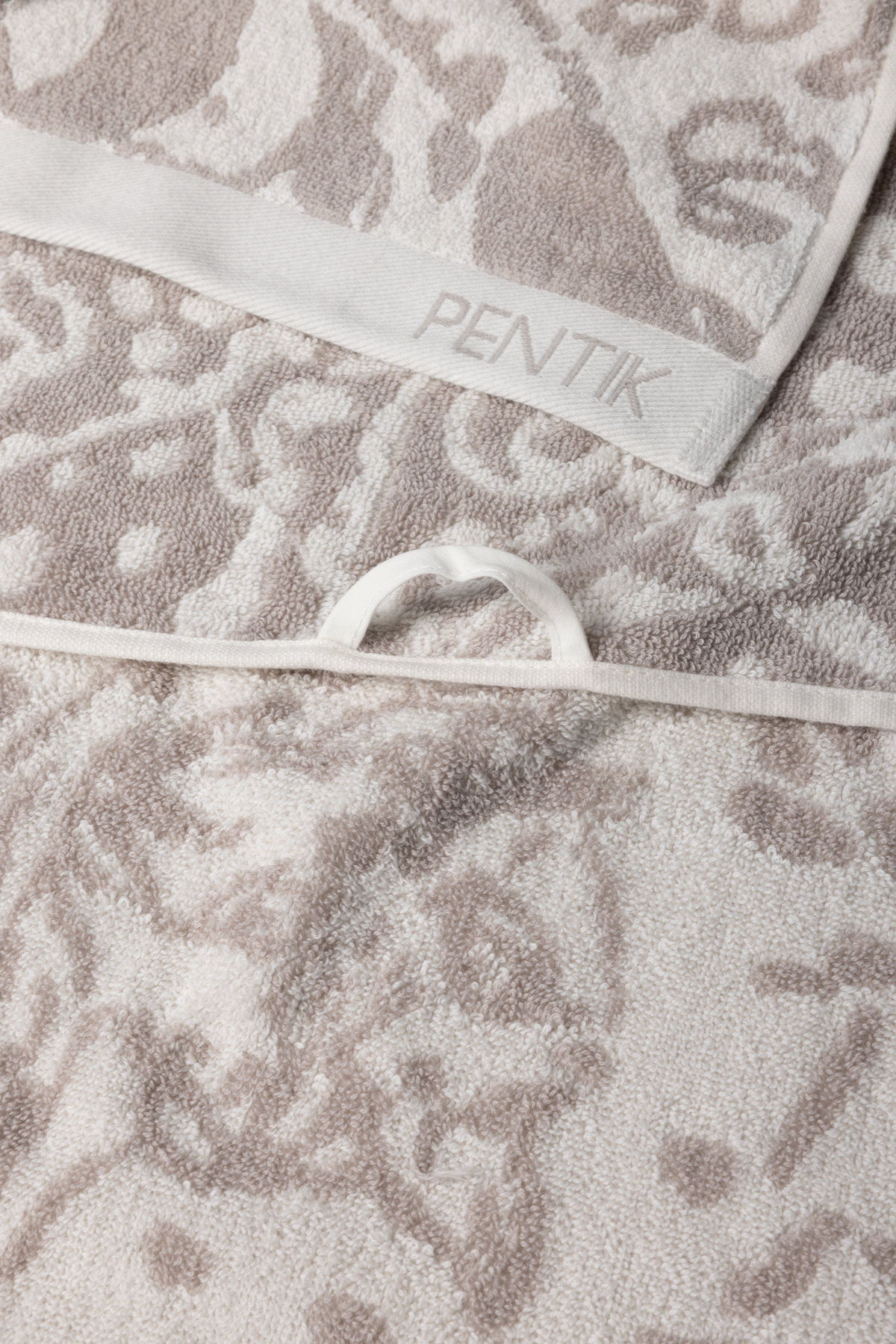 Villikissa Bath Towel