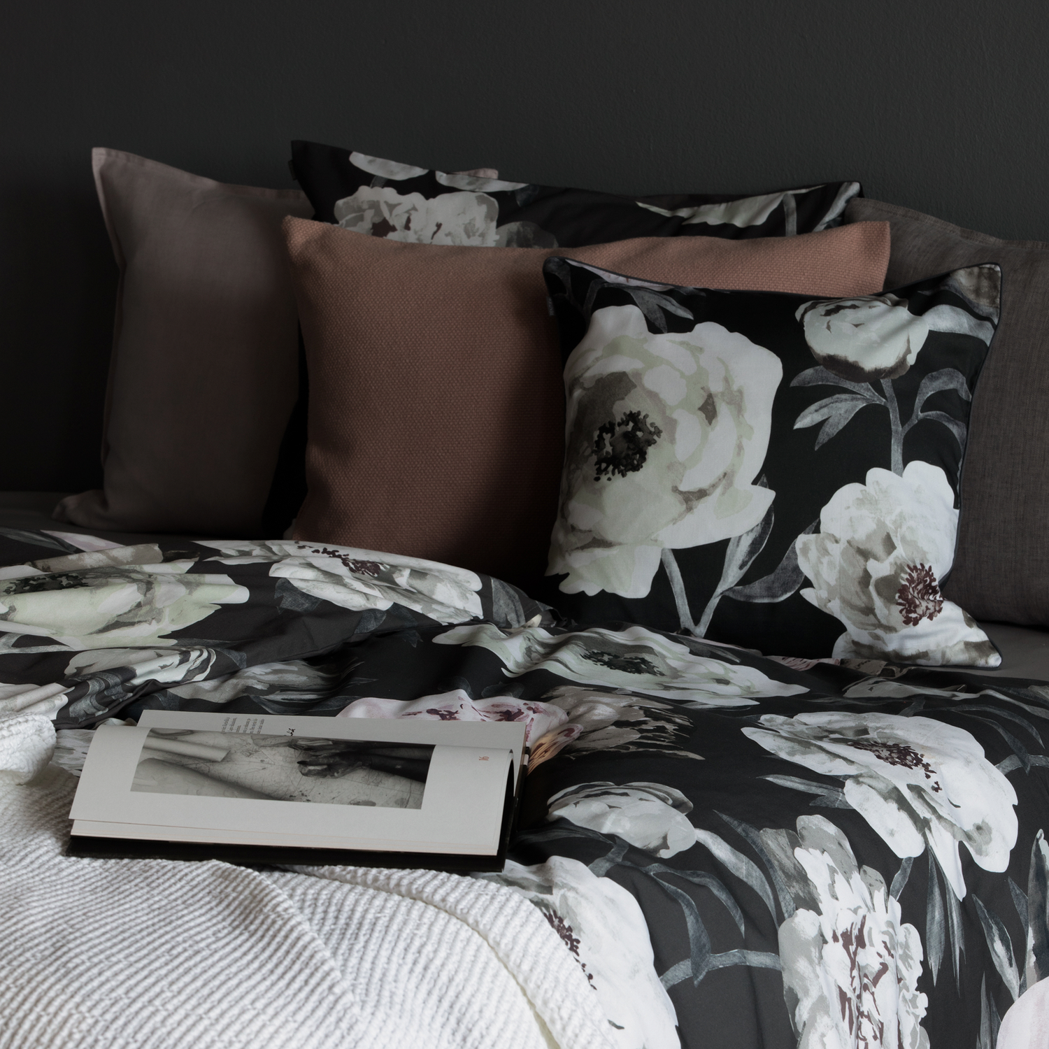 Pioni Tyynynpäällinen