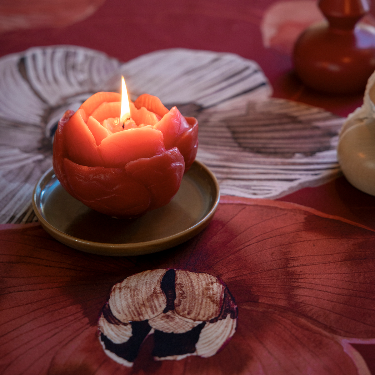 Pioni Candle