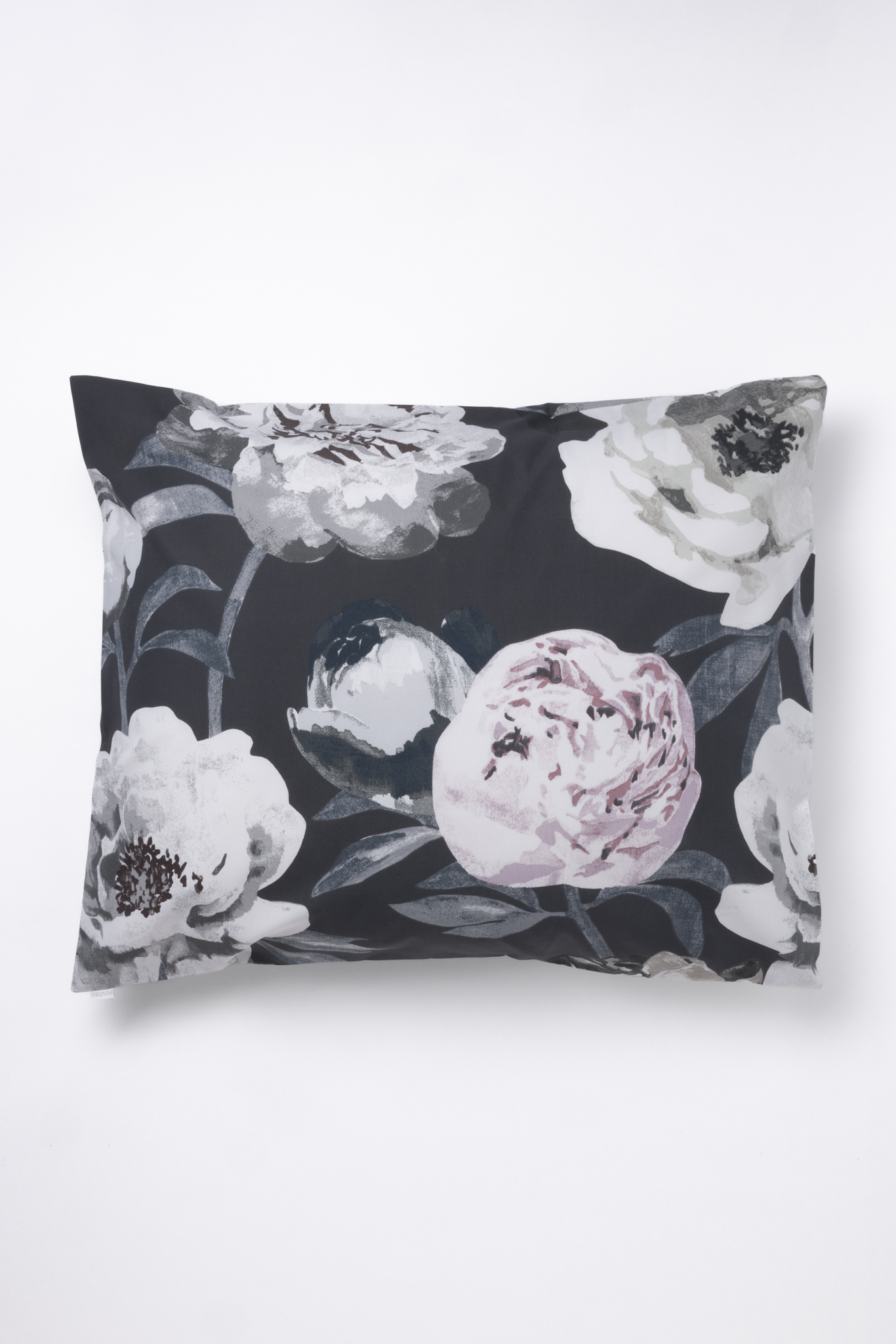 Pioni Pillowcase