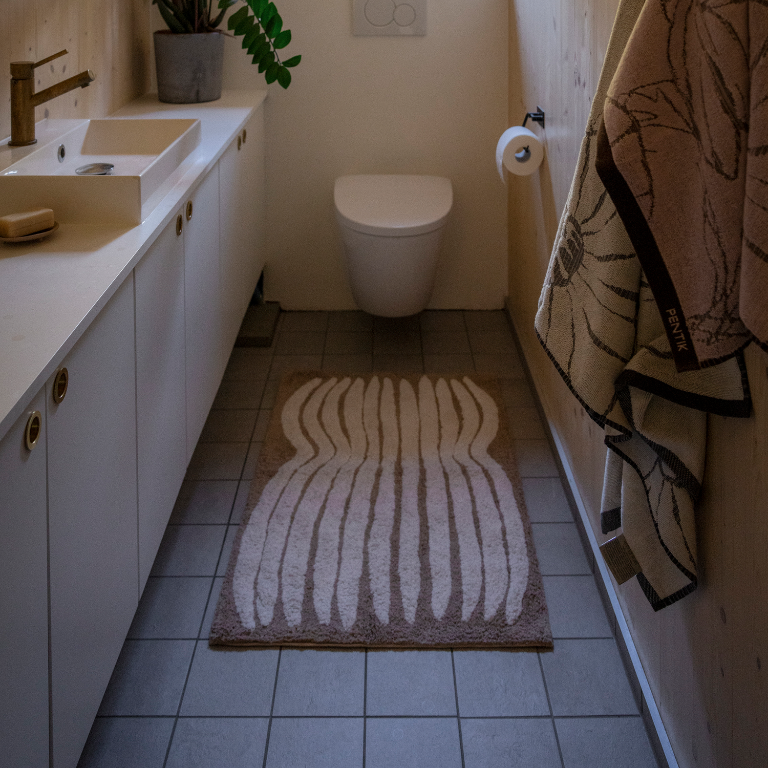 Vilja Bathroom Mat